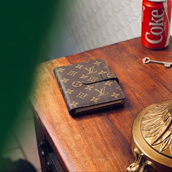 VINTAGE LOUIS VUITTON PHOTO ALBUM - Picture 1 of 12